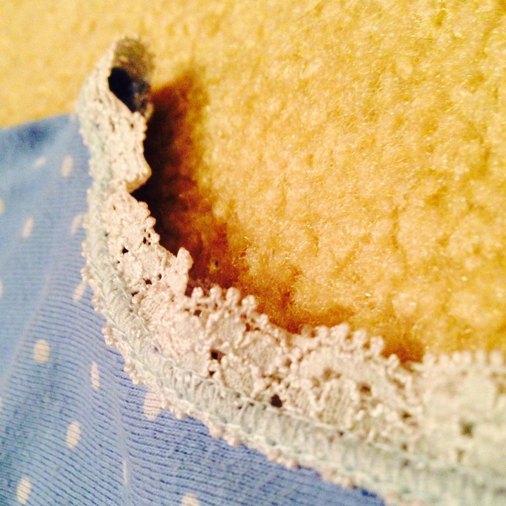 mini Boden kids tank top with lacy edges